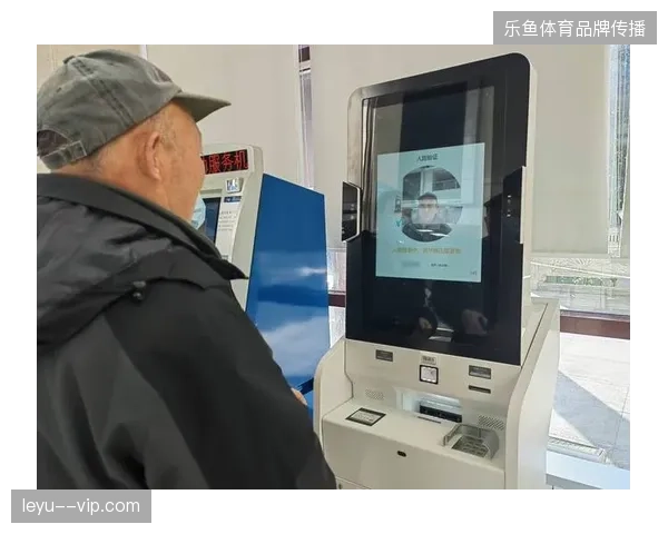 硬件升级为何难解入场慢?盲目增设人脸识别终端不仅加剧成本,更打乱了安保调度逻辑 硬件升级为何难解入场慢?盲目增设人脸识别终端不仅加剧成本,更打乱了安保调度逻辑